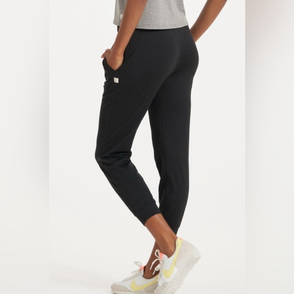 Vuori Pants - 💫Vuori DreamKnit Performance Joggers, NWT, Black, Small